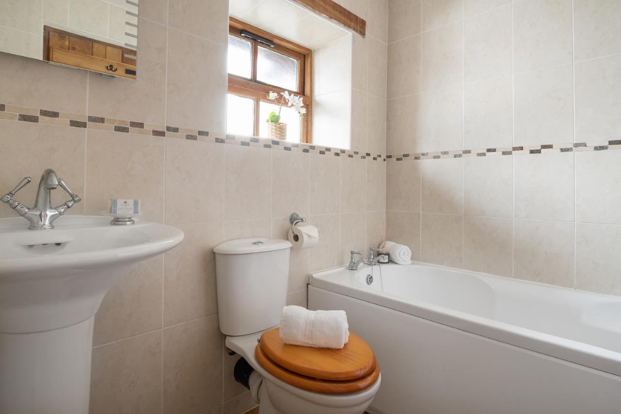 Beautiful Countryside Cottage On The North Wales Coast Abergele Zewnętrze zdjęcie
