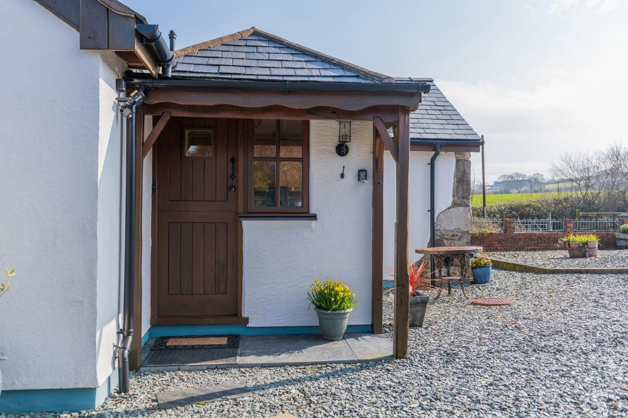 Beautiful Countryside Cottage On The North Wales Coast Abergele Zewnętrze zdjęcie