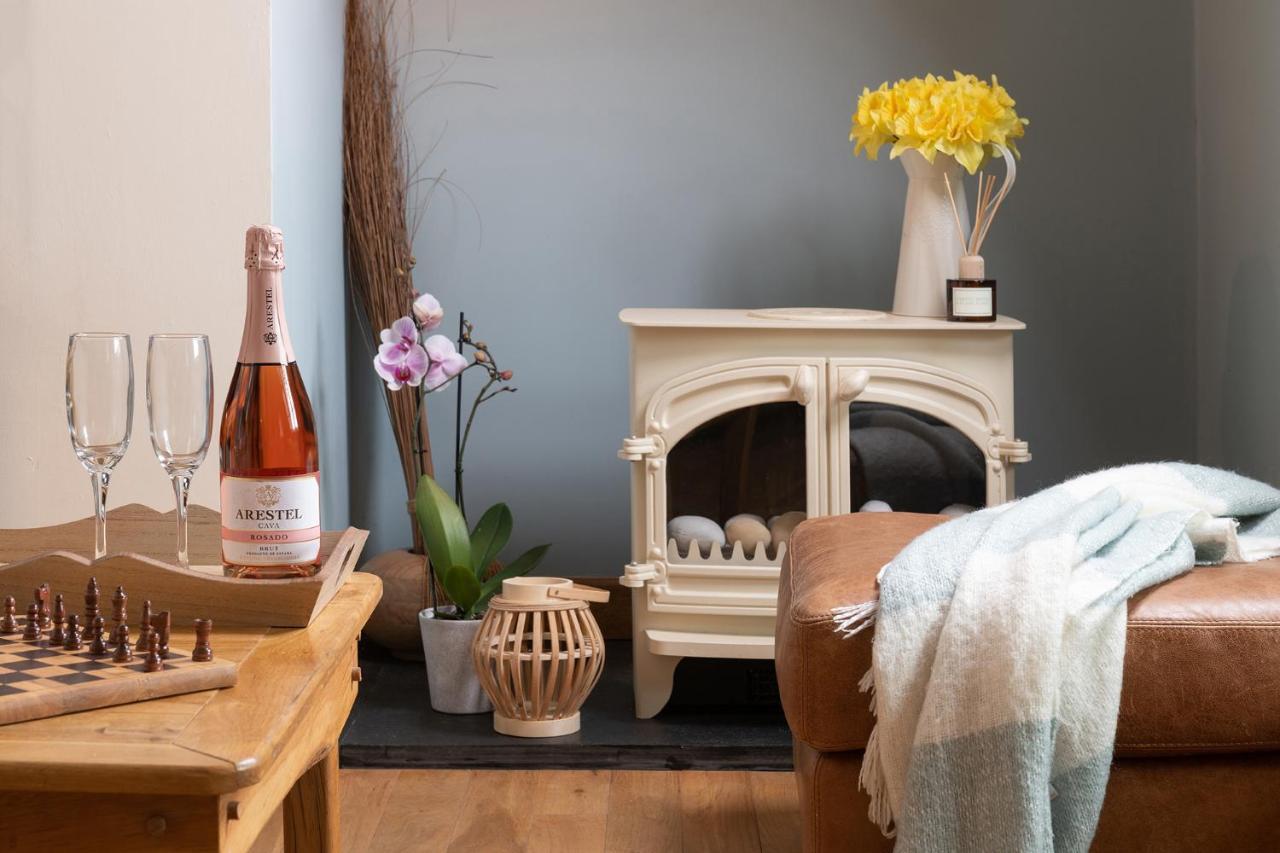 Beautiful Countryside Cottage On The North Wales Coast Abergele Zewnętrze zdjęcie